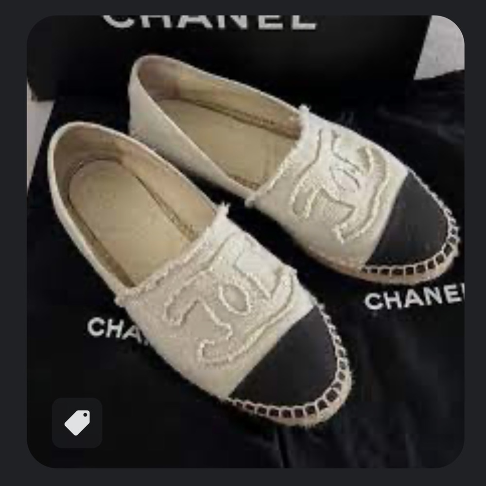 CHANEL
Interlocking CC Logo Canvas Espadrilles